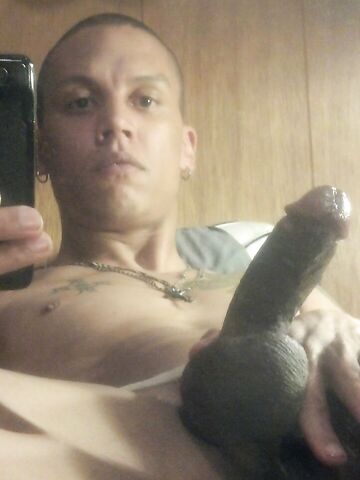 Single male looking for different types of fun!!!!