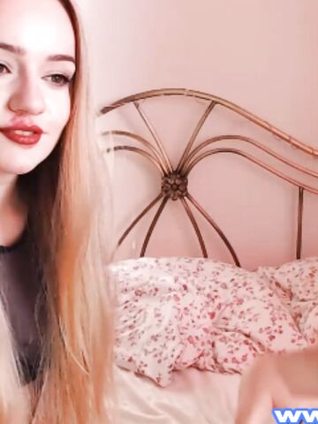 Gorgeous Trannies Gives Handjob and Blowfuck