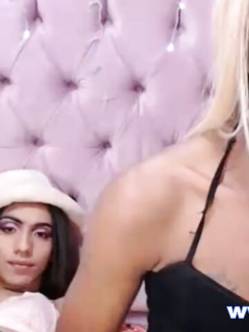 The Two Couple Tranny Super Like To Show Her Dick On Cam