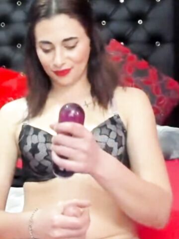 Trans Woman Masturbates For You