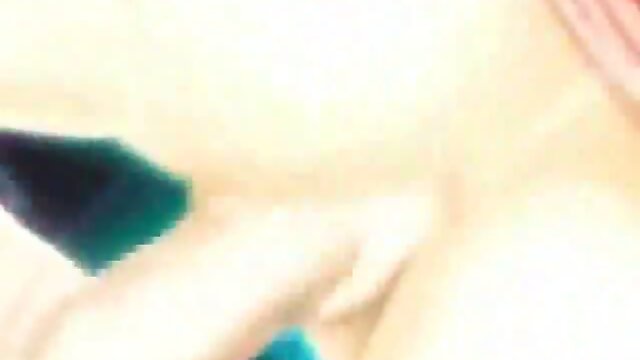 Writhing bodies in shemale sex