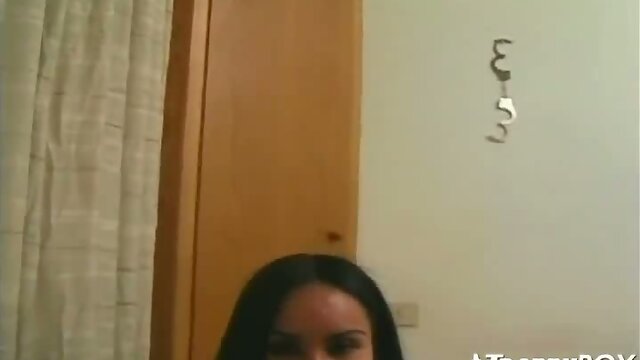 Oral exchange with hot shemale