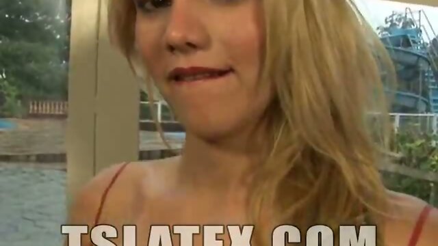 Shemale in latex dress