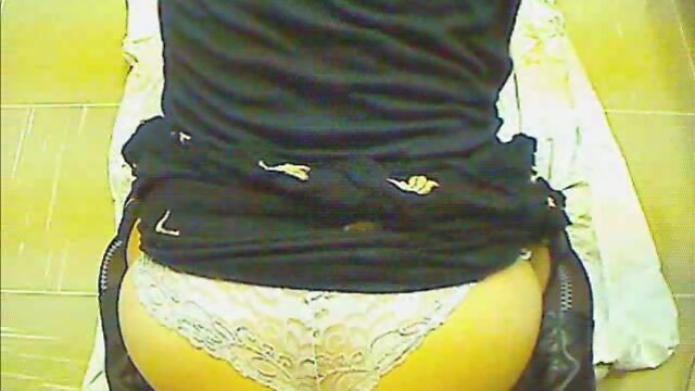 Amateur tgirl dildo fucking