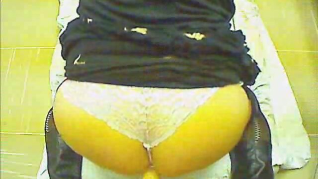 Amateur tgirl dildo fucking