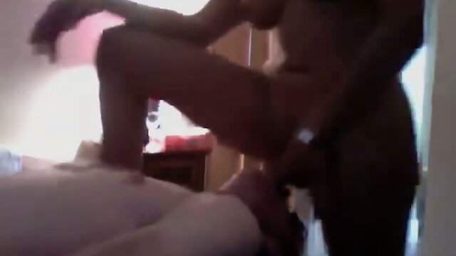 Amateur shemale pounds her man