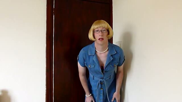 Sissy in dress teasing chat