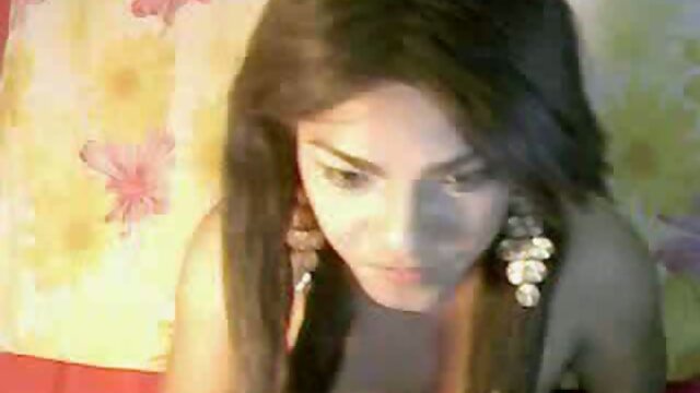 Slim webcam TS strokes dick