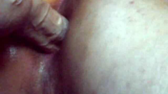 Solo CD loves toy sex