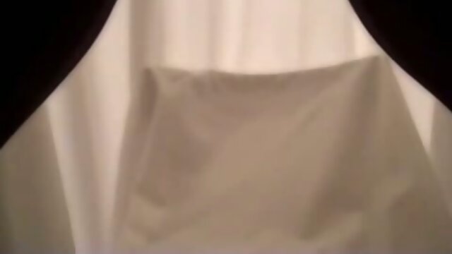 Roxxanna no hands cum