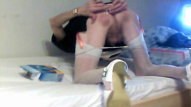 our secretary wers a plug