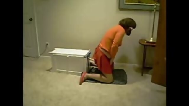 An Intimate Solo Masturbation Session with Toys: An Amateur Homemade Video