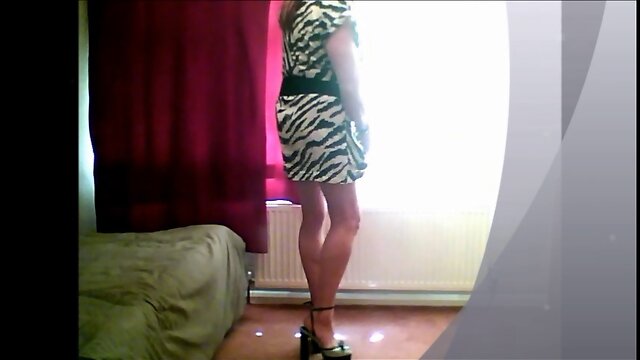 DO YOU LIKE MY HIGH HEELS AND FEET ?