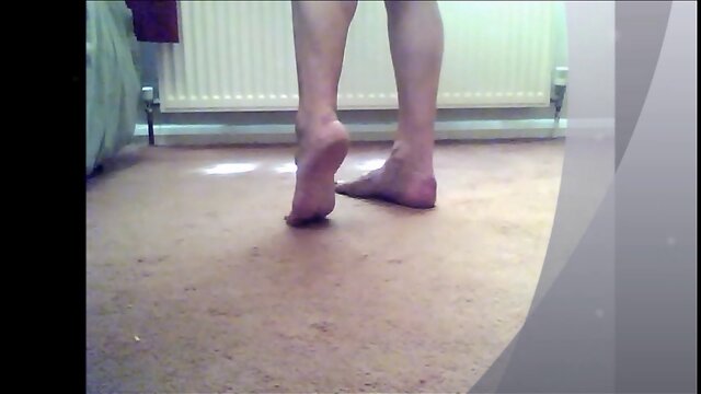 DO YOU LIKE MY HIGH HEELS AND FEET ?