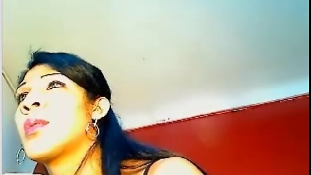 trans con dildo in culo