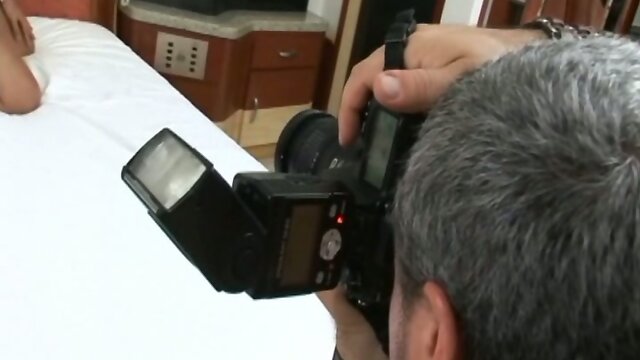 Stunning Shemale Sucks Cock