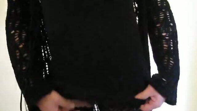 CD shows off his cock