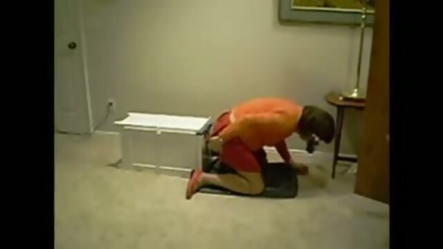 Mature sissy fucks a toy