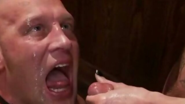 Shemale In Red Latex Blowjob