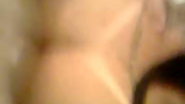 Lara Gaucha dando o cuzinho para um gatinho tesudo....