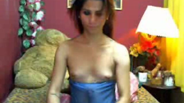 10 Inch Big Cock Tranny Self Sucks!