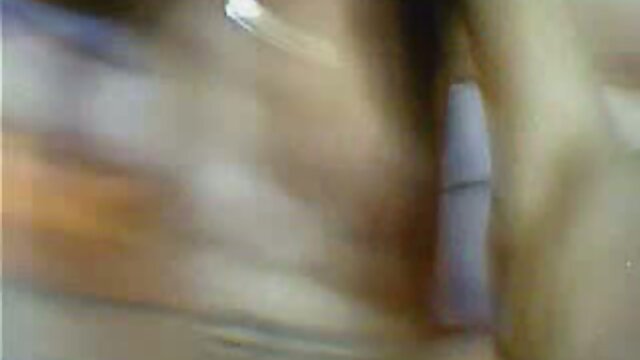 Hot Tranny Shows Her Sexy Bum