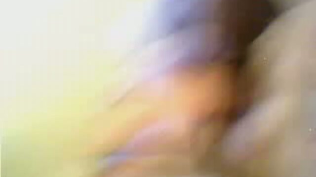 Hot Tranny Shows Her Sexy Bum