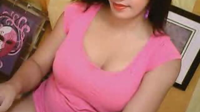 Tranny Sucks Her Dick