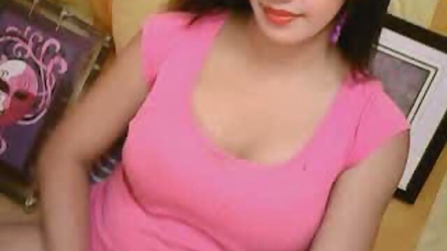 Tranny Sucks Her Dick