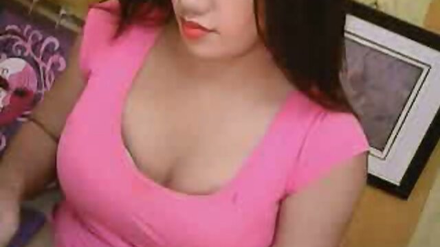 Tranny Sucks Her Dick