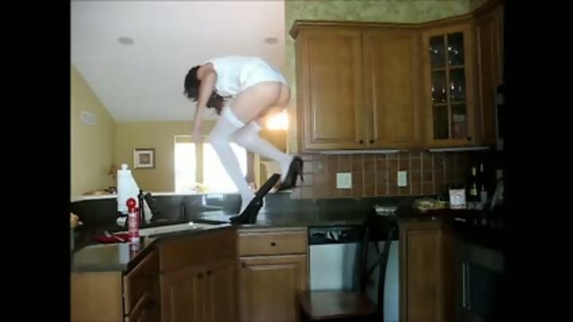 Amateur TS nurse toy play