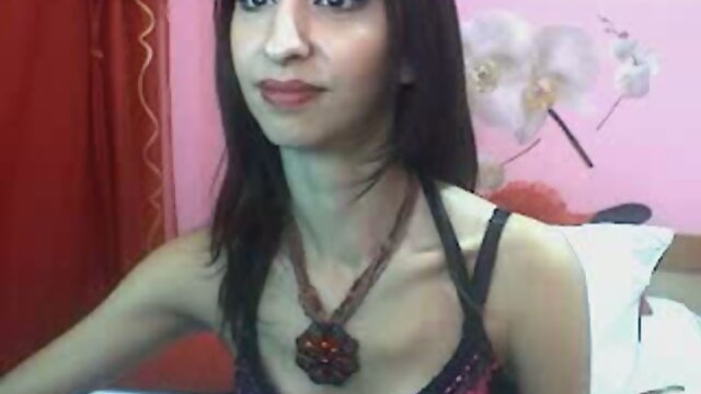 Slim Tranny Jerks Off Her Big Dick