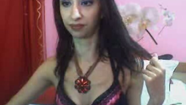 Slim Tranny Jerks Off Her Big Dick