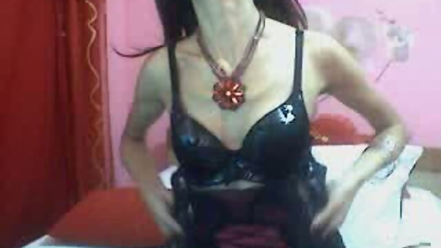 Slim Tranny Jerks Off Her Big Dick