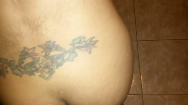 Sensual Moves of a Sultry Ladyboy Am: Captivating Beauty