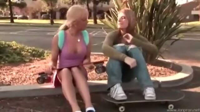 2 Blondes And 2 Dicks = Fun