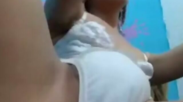 Pretty teen tranny on cam