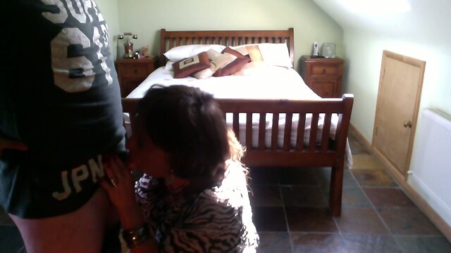 Sucking a lovely guy before my gang bang