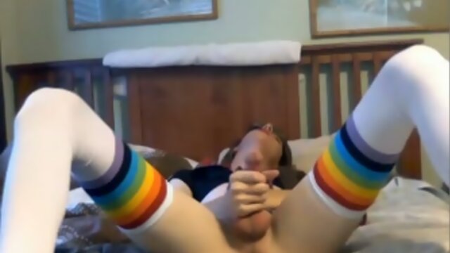 Buttplug teen plays her cock and cums