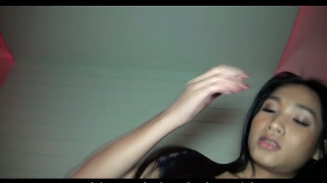 Ladyboy Guitar No Panties Bareback Ride