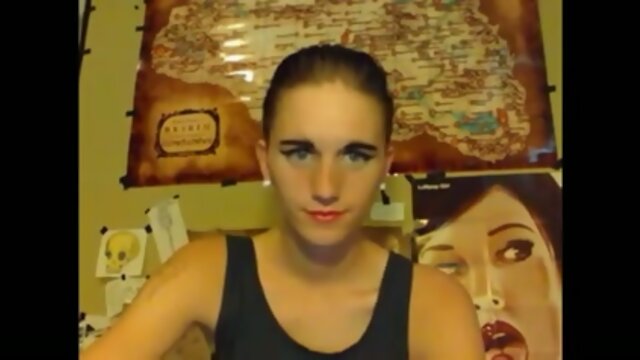 Young tranny jerking and cumming on cam