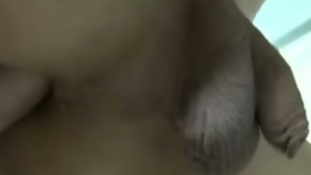 Asian TS Beauty Seduces with Mesmerizing Moves and Alluring Charm