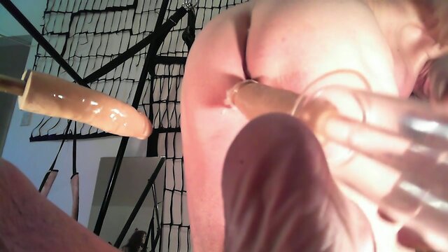 fucking machine an one dildo 1