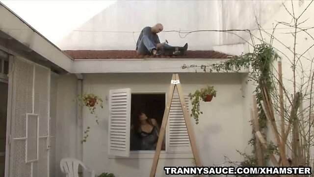 Ebony shemale babe Negra gets fucked hard anally