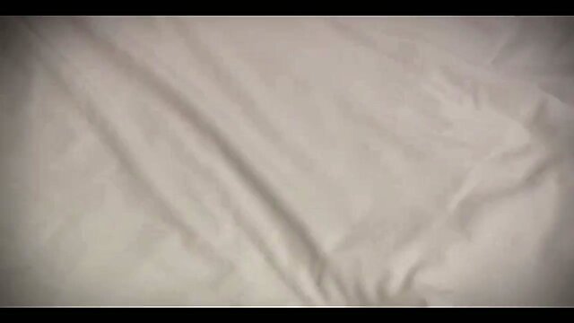 Liah Ferreira - Hot shemale on bed