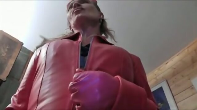 leather slut shemale love cum