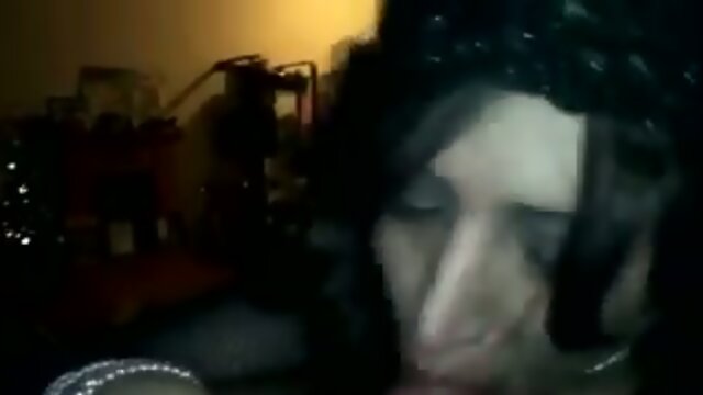 Hot CD gives sloppy and wild blowjob