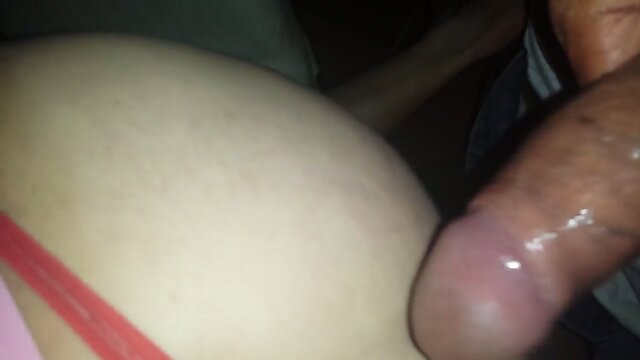 O Nervoso Estreante: Meu Bombeiro no Primeiro Mini Vídeo Porno