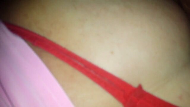 O Nervoso Estreante: Meu Bombeiro no Primeiro Mini Vídeo Porno