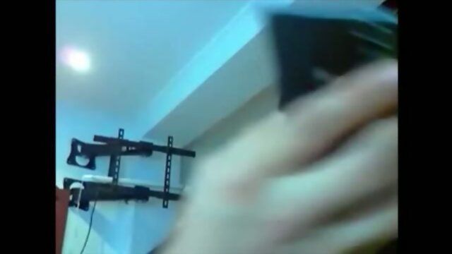 TS SaharaSalazar shoots on cam (3)